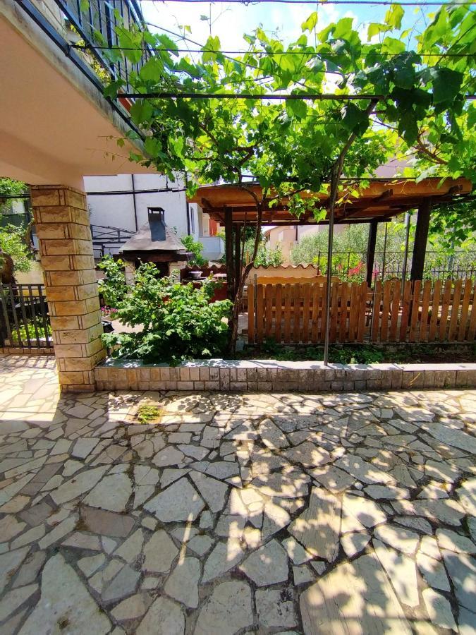 פורץ Apartment Erceg מראה חיצוני תמונה
