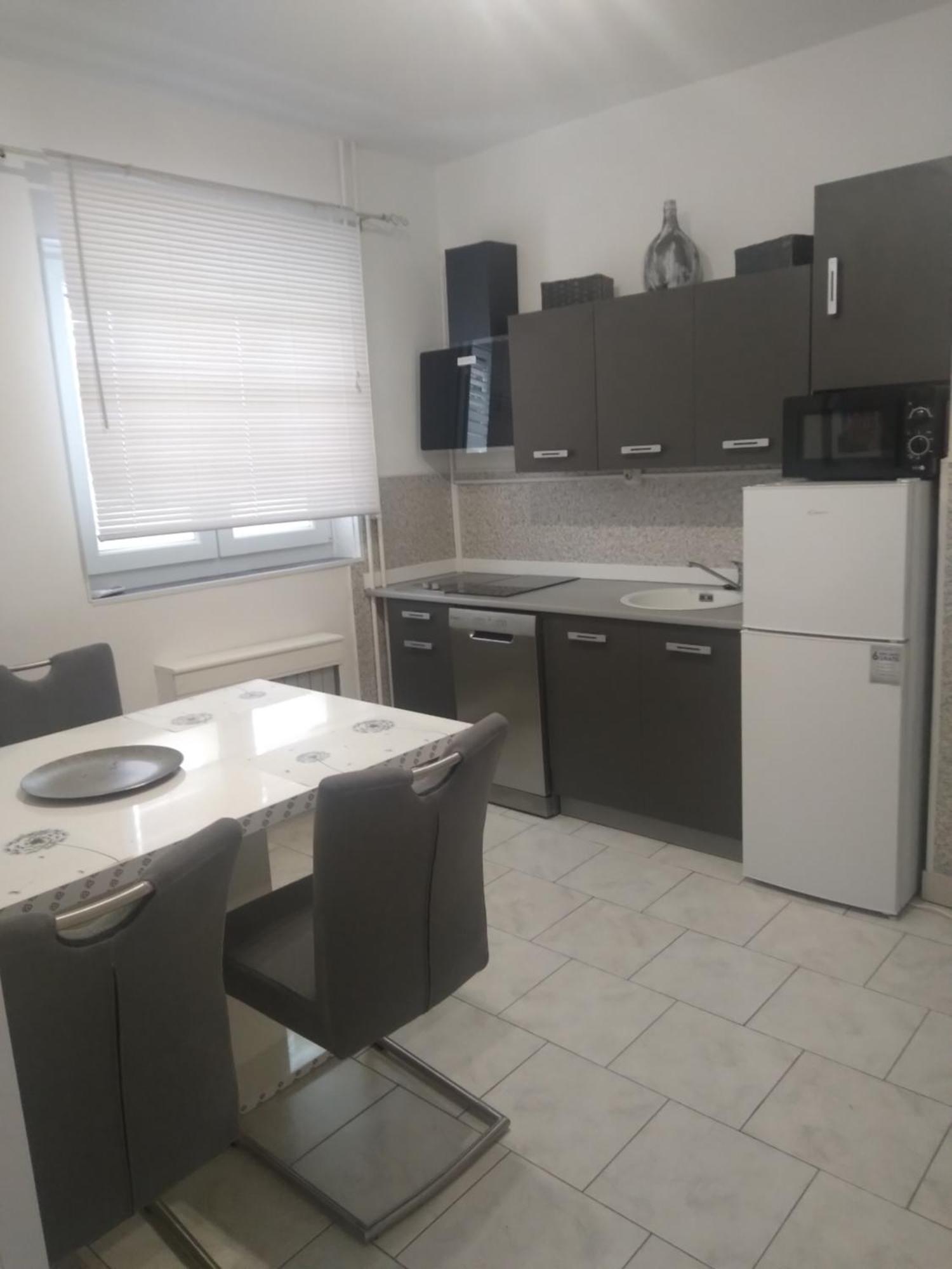 פורץ Apartment Erceg מראה חיצוני תמונה