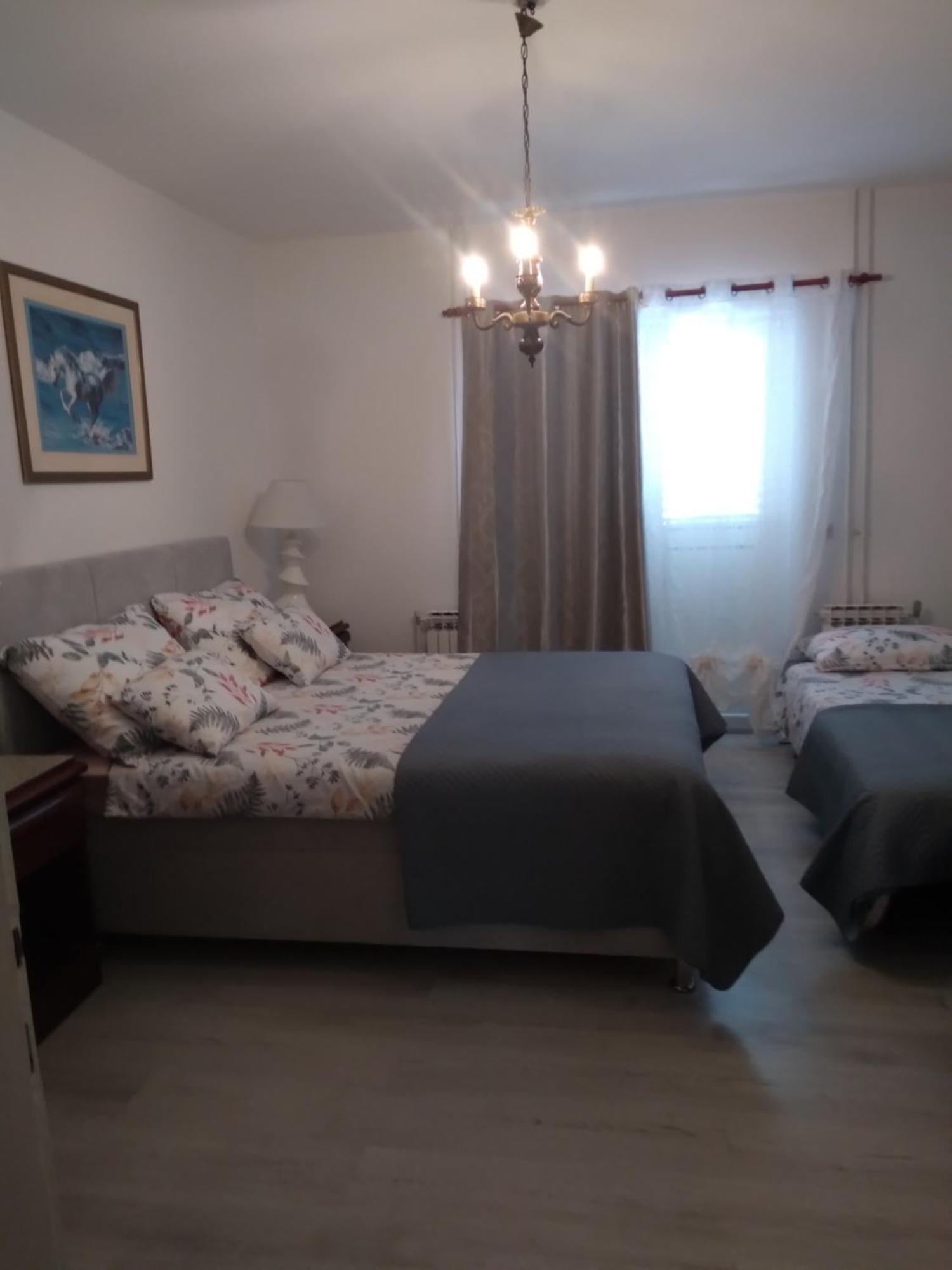 פורץ Apartment Erceg מראה חיצוני תמונה